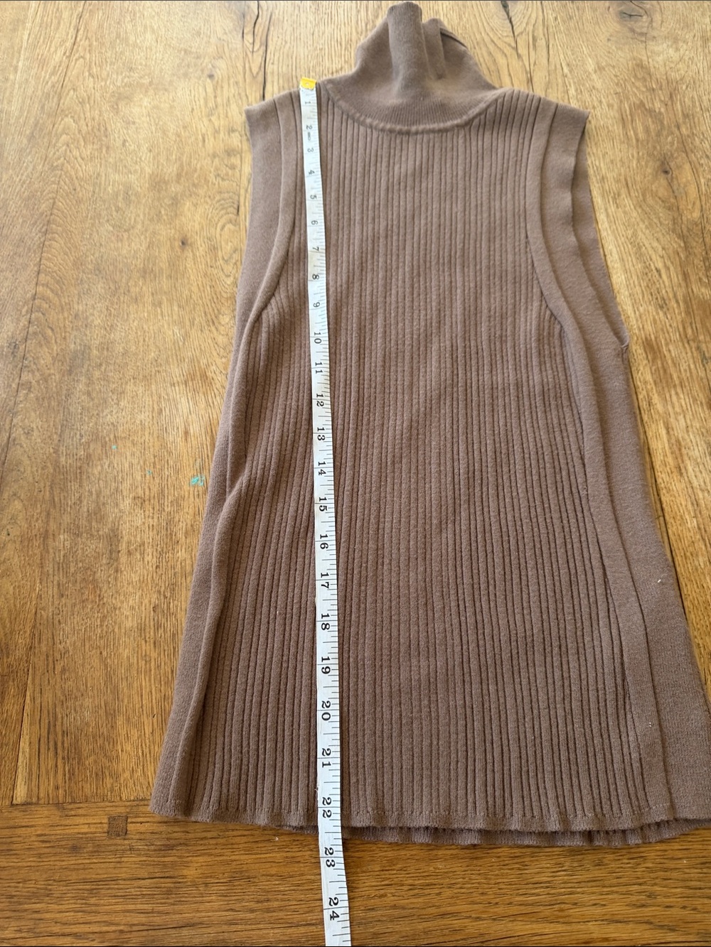 Varley Ribbed Sleeveless Turtleneck - Mauve Taupe size XS - Picture 3 of 5